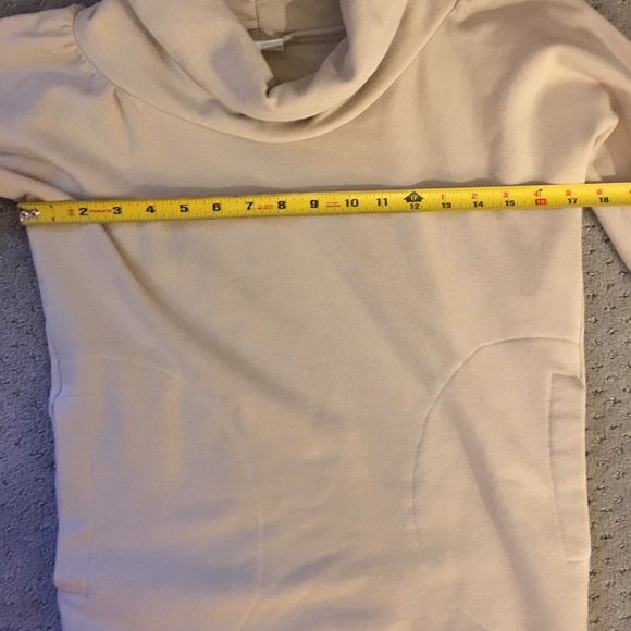 Hengst NYC NWOT cowl neck pullover - Picture 6 of 7